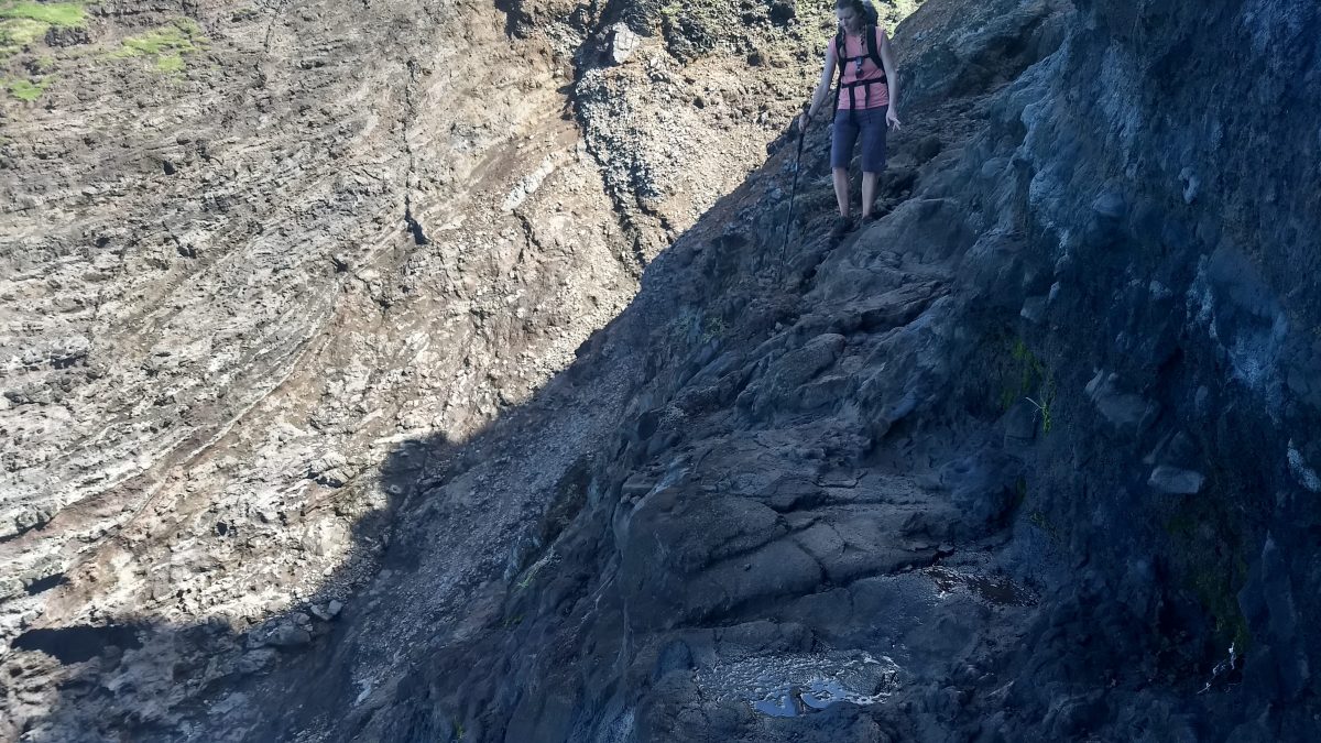 Backpacking the Kalalau Trail at the Nā Pali Coast in Kauai blake runs